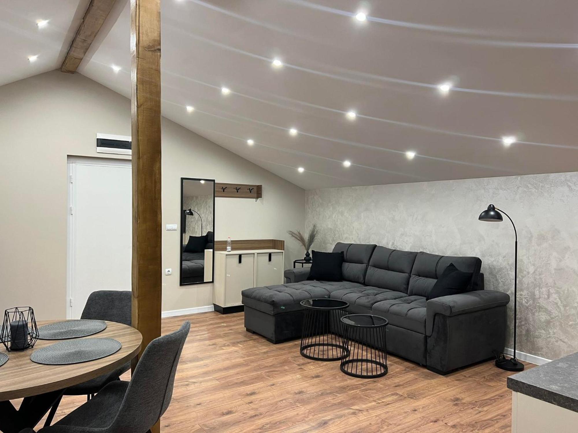 Хотел Vip Apart House 플레벤 외부 사진
