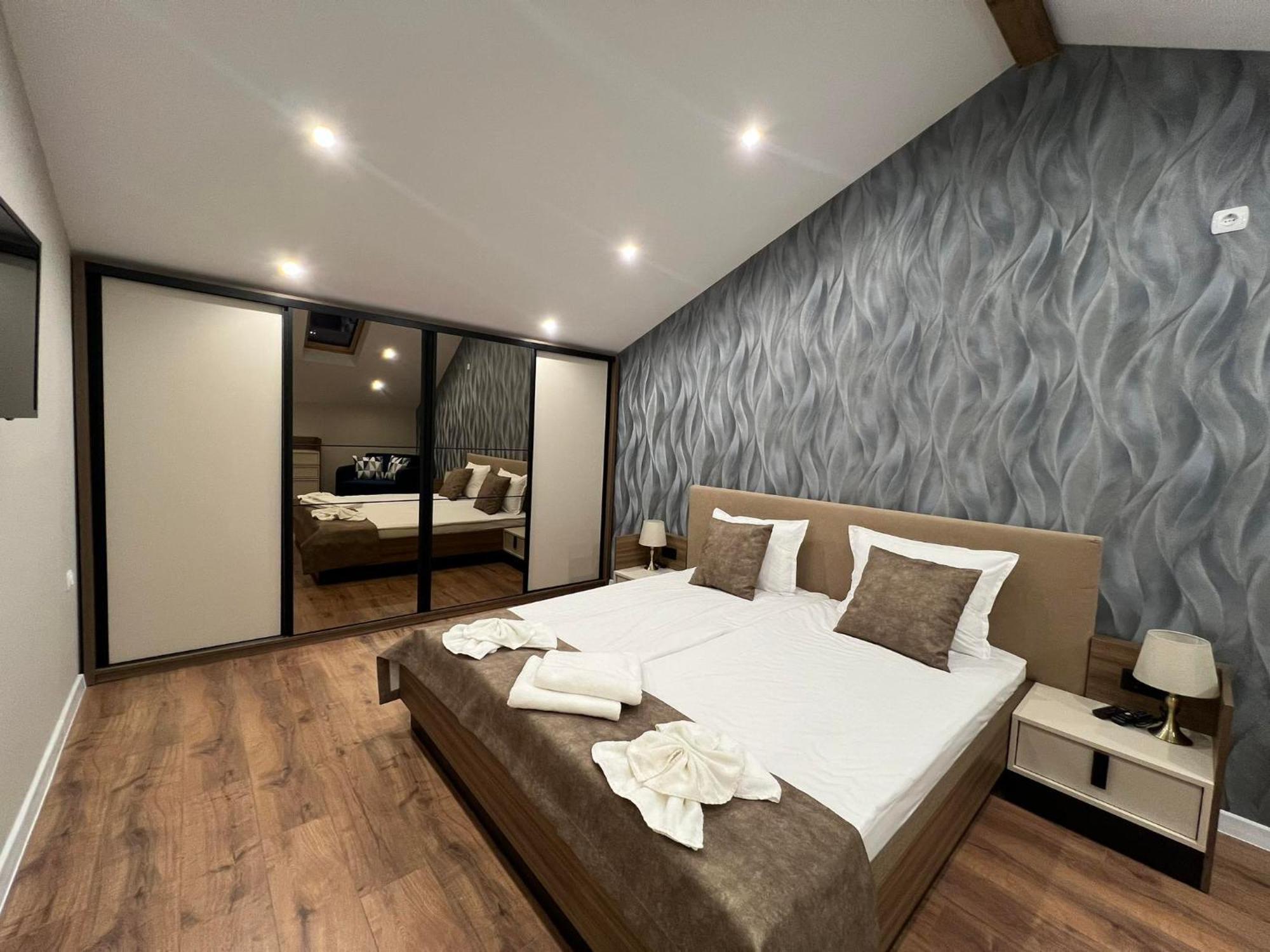 Хотел Vip Apart House 플레벤 외부 사진